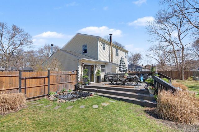 64 sweetbriar Drive, Mastic, NY 11950