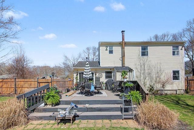 64 sweetbriar Drive, Mastic, NY 11950
