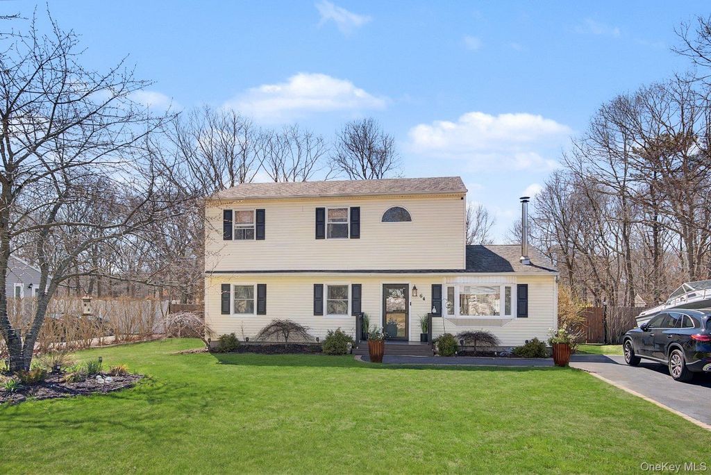 64 sweetbriar Drive, Mastic, NY 11950