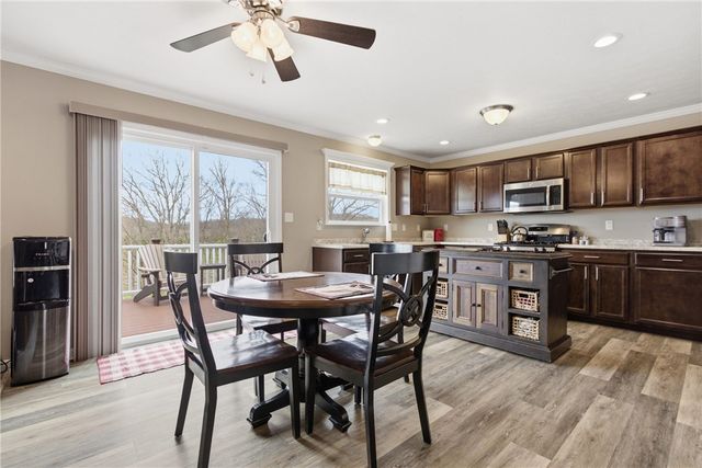 327 Everest Circle, Chartiers, PA 15342