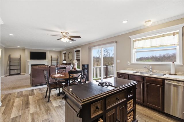 327 Everest Circle, Chartiers, PA 15342