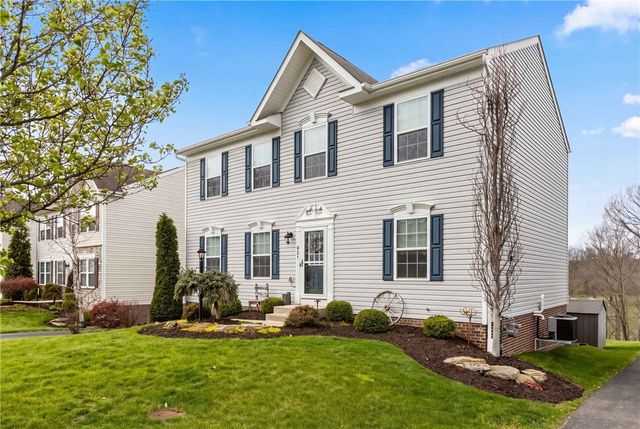 327 Everest Circle, Chartiers, PA 15342