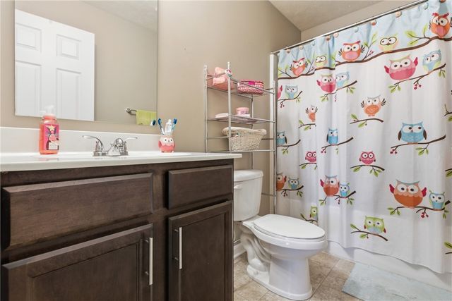 327 Everest Circle, Chartiers, PA 15342