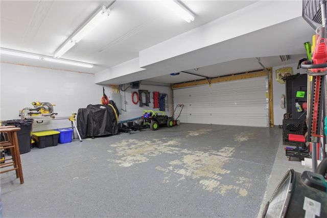327 Everest Circle, Chartiers, PA 15342