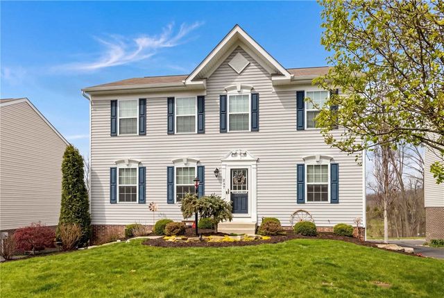 327 Everest Circle, Chartiers, PA 15342