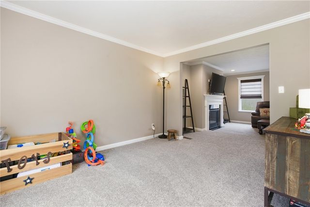 327 Everest Circle, Chartiers, PA 15342
