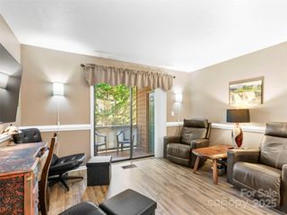 531 Courtwood Lane 2, Hendersonville, NC 28739