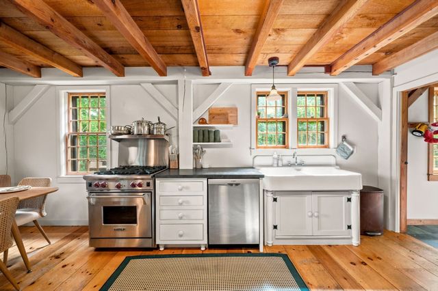66 Centerville Way, Plymouth, MA 02360