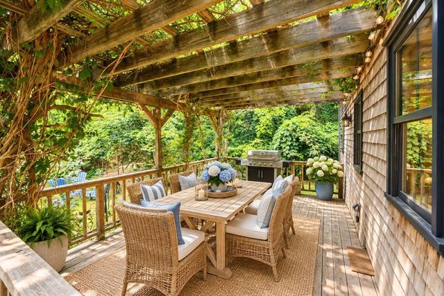 66 Centerville Way, Plymouth, MA 02360