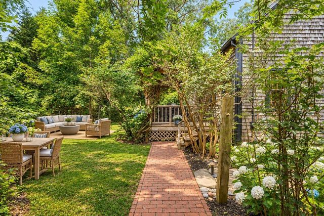 66 Centerville Way, Plymouth, MA 02360