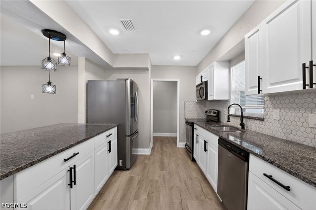 1081 55th TER S, St Petersburg, FL 33705