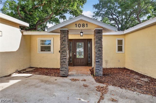 1081 55th TER S, St Petersburg, FL 33705