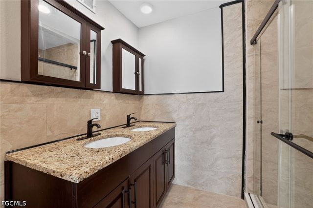 1081 55th TER S, St Petersburg, FL 33705