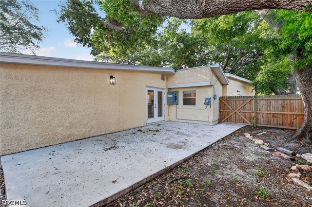 1081 55th TER S, St Petersburg, FL 33705