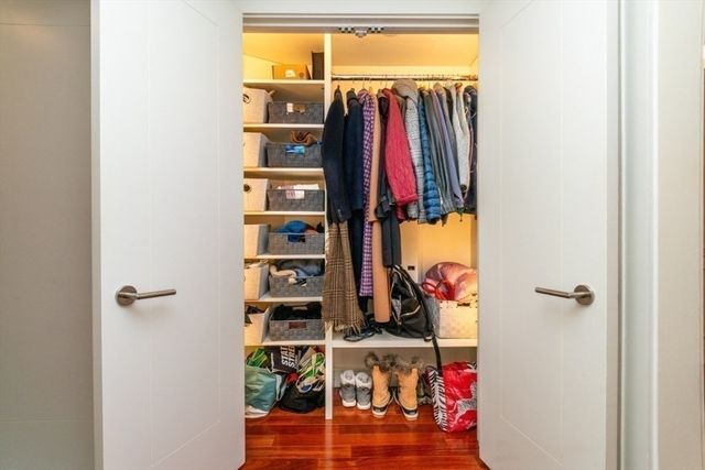 2 Battery Wharf 2508, Boston, MA 02109