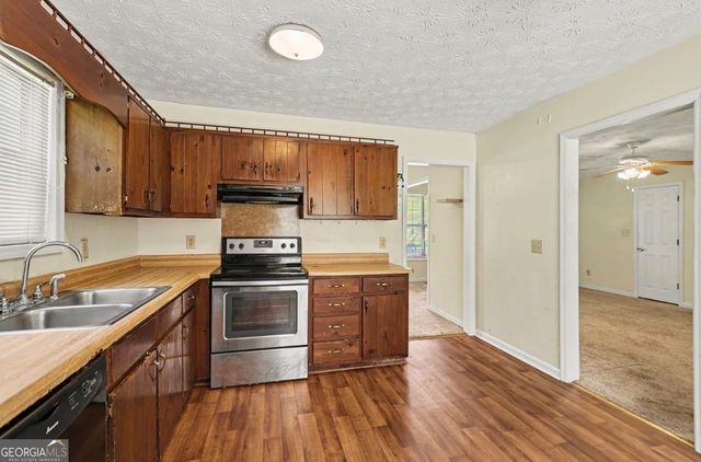 58 Alps Court, Fairburn, GA 30213