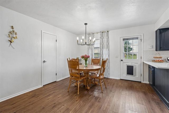 2111 Van Buren Avenue, Piedmont, OK 73078