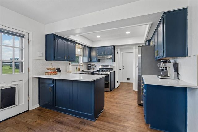 2111 Van Buren Avenue, Piedmont, OK 73078