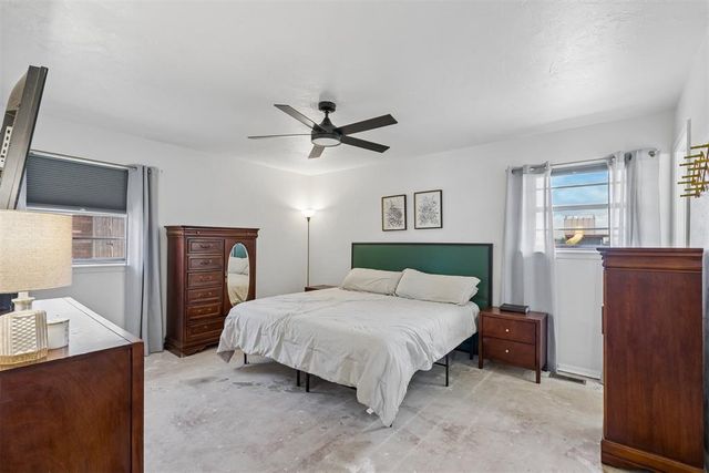 2111 Van Buren Avenue, Piedmont, OK 73078