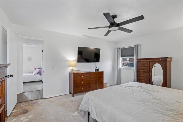 2111 Van Buren Avenue, Piedmont, OK 73078