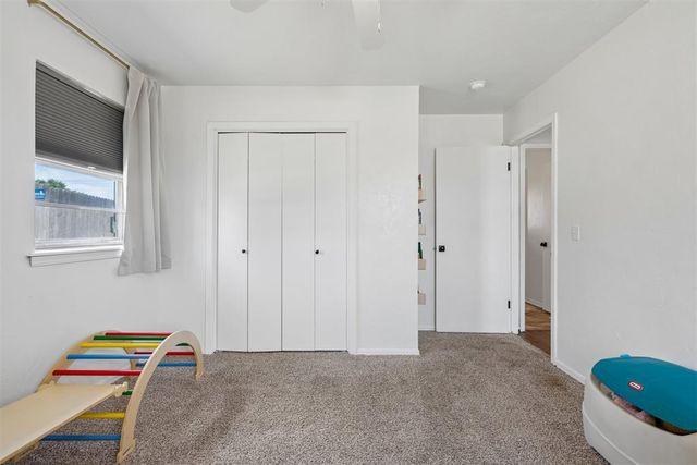 2111 Van Buren Avenue, Piedmont, OK 73078