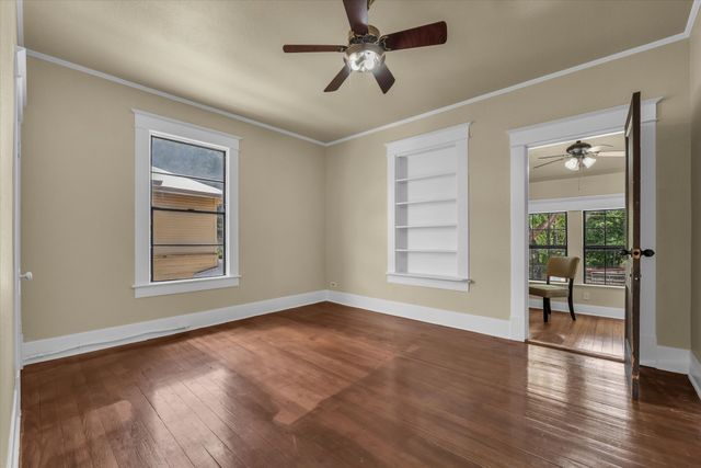 2215 Morrow Avenue, Waco, TX 76707