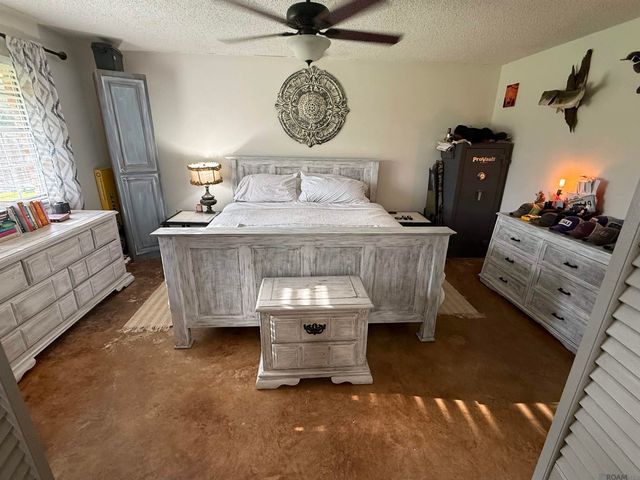 12235 Stoneway Pl, Central, LA 70818