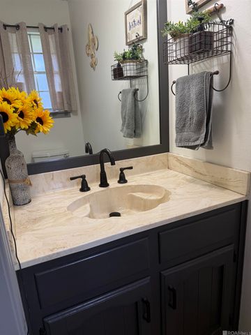 12235 Stoneway Pl, Central, LA 70818