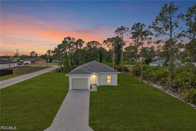 726 Newhall ST E, Lehigh Acres, FL 33974