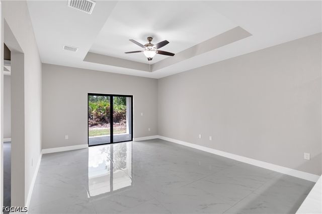 726 Newhall ST E, Lehigh Acres, FL 33974