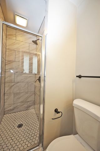 661 Sycamore Drive, Elk Grove Village, IL 60007