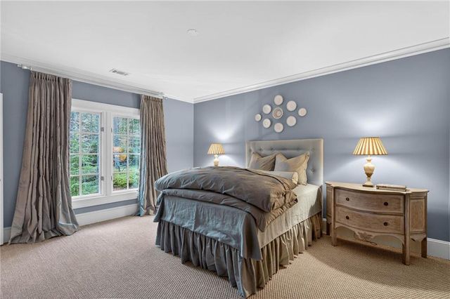 660 W Conway Drive NW, Atlanta, GA 30327