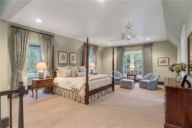 660 W Conway Drive NW, Atlanta, GA 30327