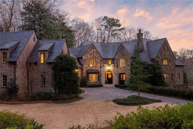 660 W Conway Drive NW, Atlanta, GA 30327