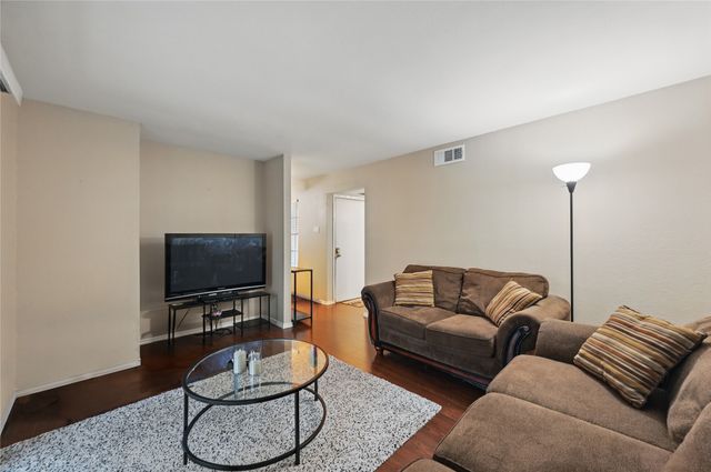 5335 Bent Tree Forest Drive 240, Dallas, TX 75248