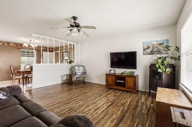 472 Milton Minter Road, Deport, TX 75435