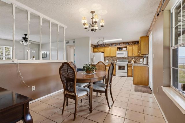 472 Milton Minter Road, Deport, TX 75435