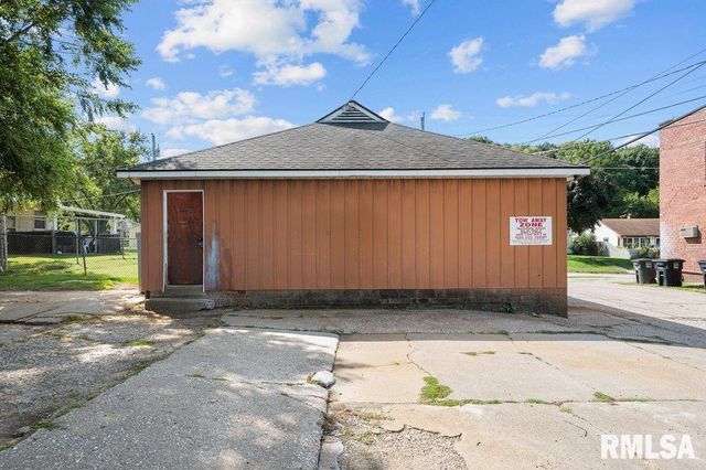 3721 5TH Avenue, Moline, IL 61265