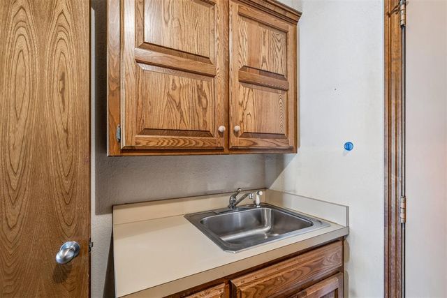2320 SW 125th Street, Oklahoma City, OK 73170