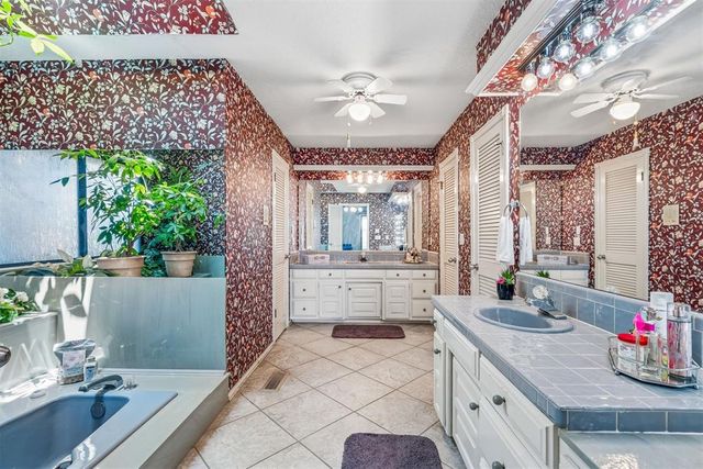 2320 SW 125th Street, Oklahoma City, OK 73170