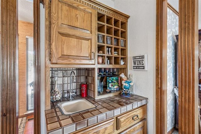 2320 SW 125th Street, Oklahoma City, OK 73170