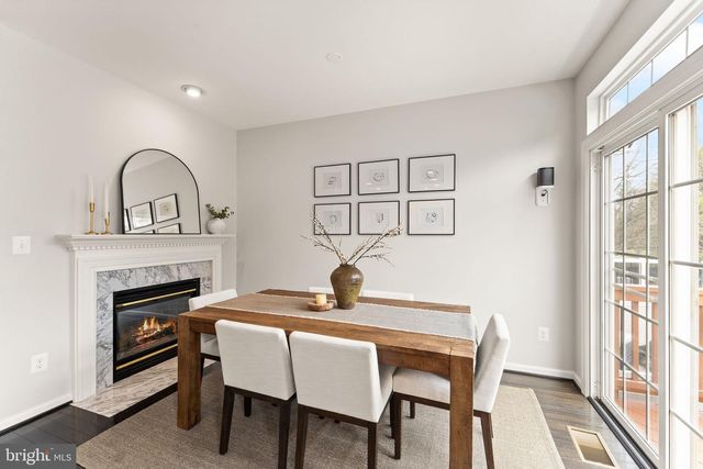 18168 MILL HOUSE SQ, Leesburg, VA 20176