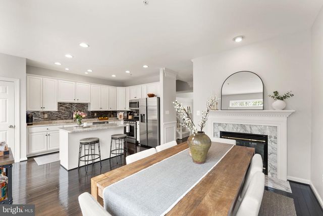 18168 MILL HOUSE SQ, Leesburg, VA 20176