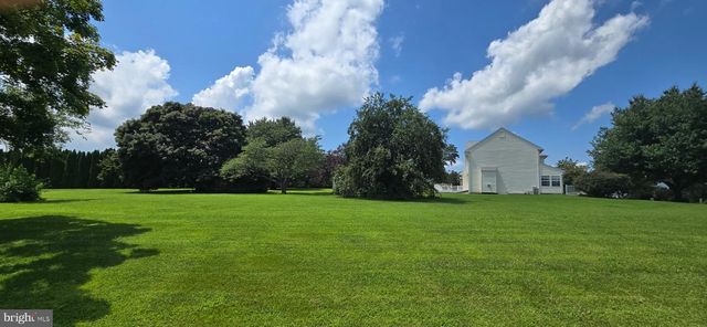 21 JASON DR, Oxford, PA 19363