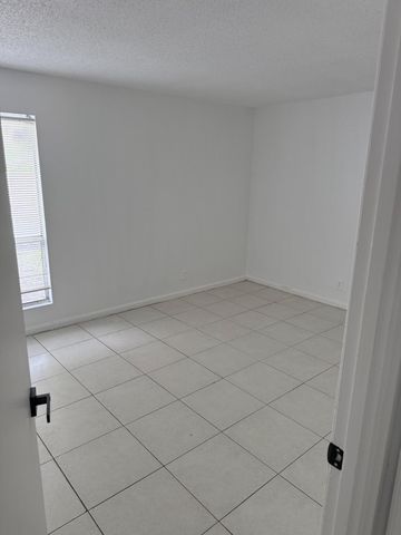 1500 N Congress Avenue A1, West Palm Beach, FL 33401