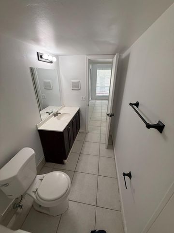 1500 N Congress Avenue A1, West Palm Beach, FL 33401