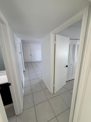 1500 N Congress Avenue A1, West Palm Beach, FL 33401