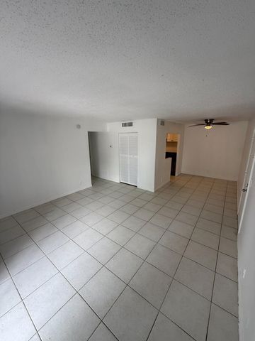 1500 N Congress Avenue A1, West Palm Beach, FL 33401