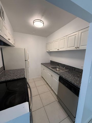 1500 N Congress Avenue A1, West Palm Beach, FL 33401