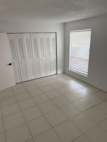 1500 N Congress Avenue A1, West Palm Beach, FL 33401